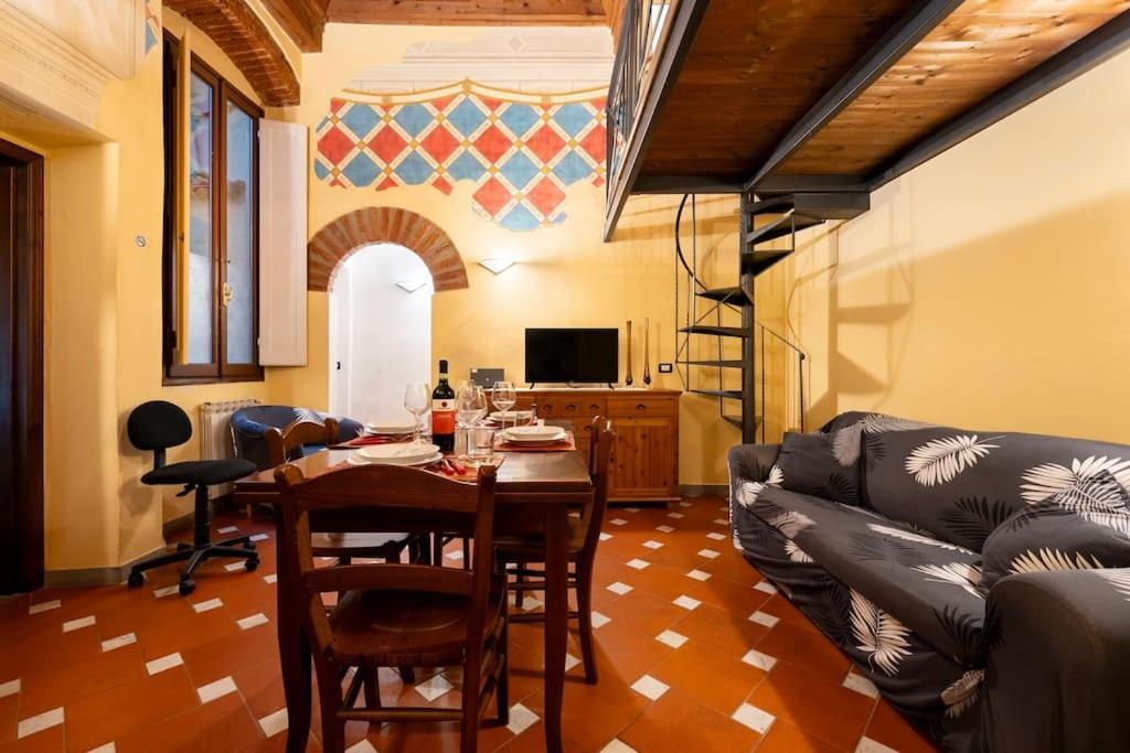 Keys Of Italy - Serragli 55 - Stile Rustico Rinascimentale In Oltrarno 佛罗伦萨 外观 照片