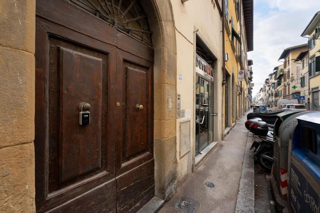 Keys Of Italy - Serragli 55 - Stile Rustico Rinascimentale In Oltrarno 佛罗伦萨 外观 照片